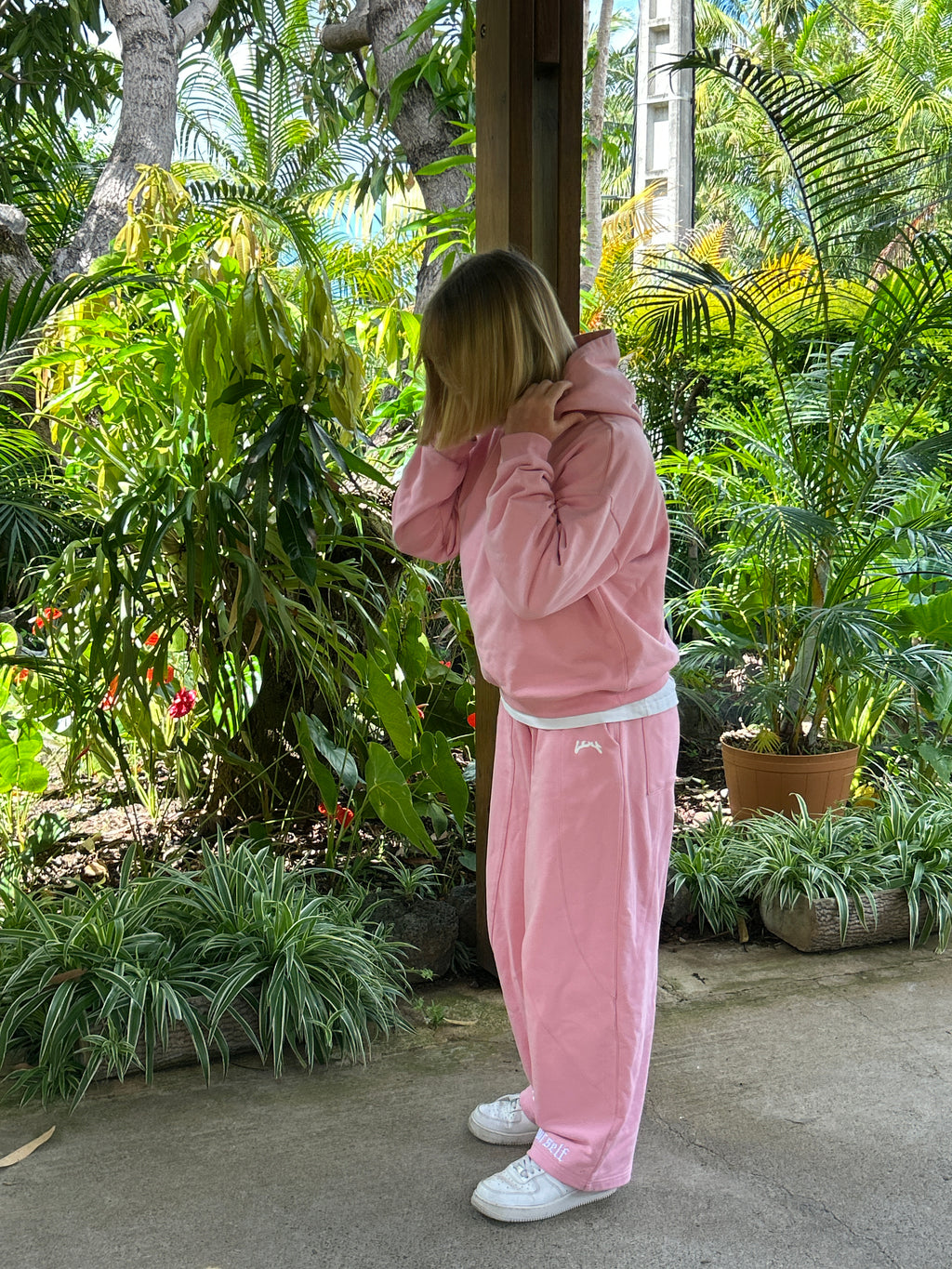 CANDY CLOUD HOODIE