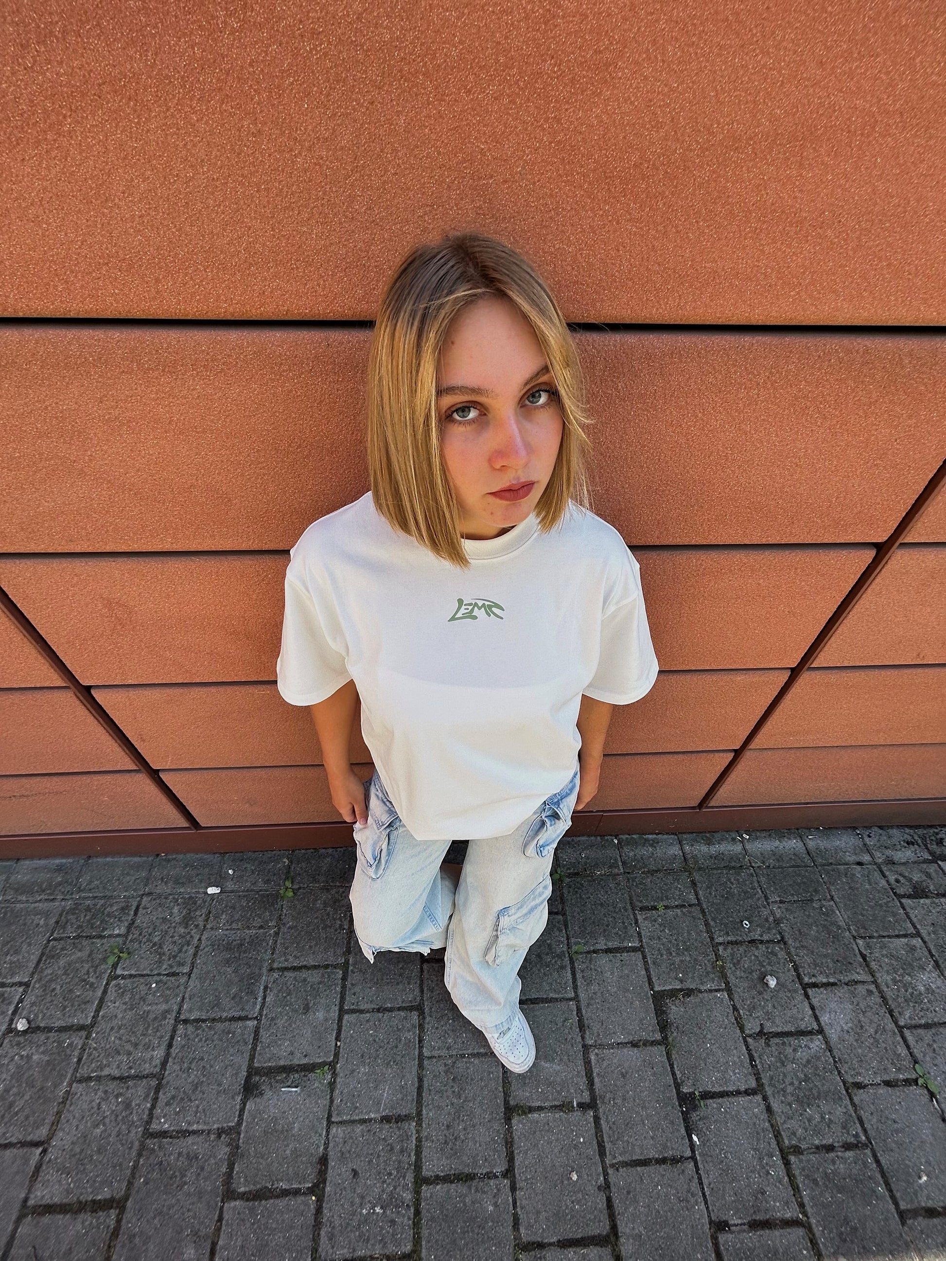 DIVINA BLACK/WHITE TEE